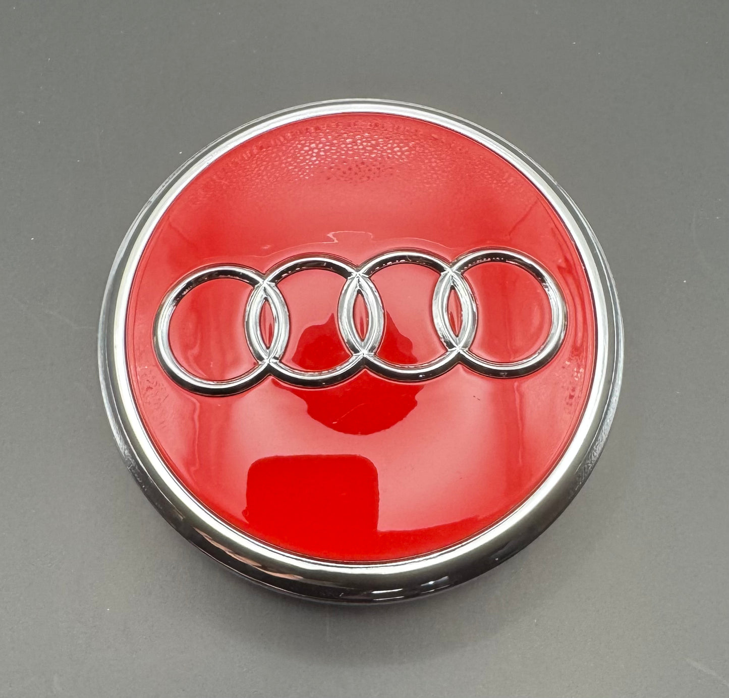 AUDI RED ALLOY WHEEL CENTRE CAPS WITH CHROME RING 77MM (4L0601170) Fit Q7 2007-2015(#AMEAU22RED)
