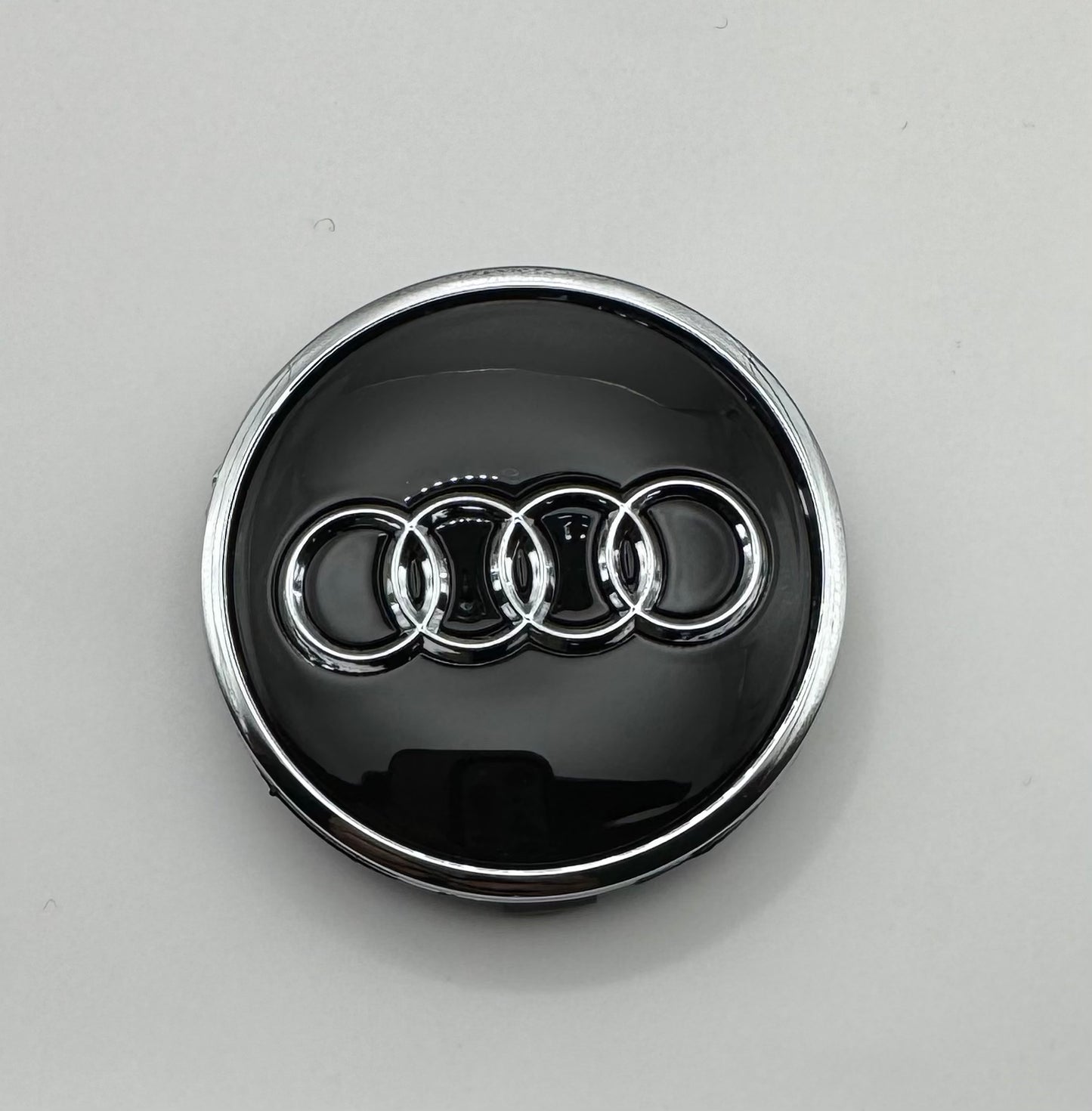 AUDI BLACK ALLOY WHEEL CENTRE CAPS WITH CHROME RING 61MM (4M0601170) Fit A3 A4 A5(#AMEAU18BLACK)