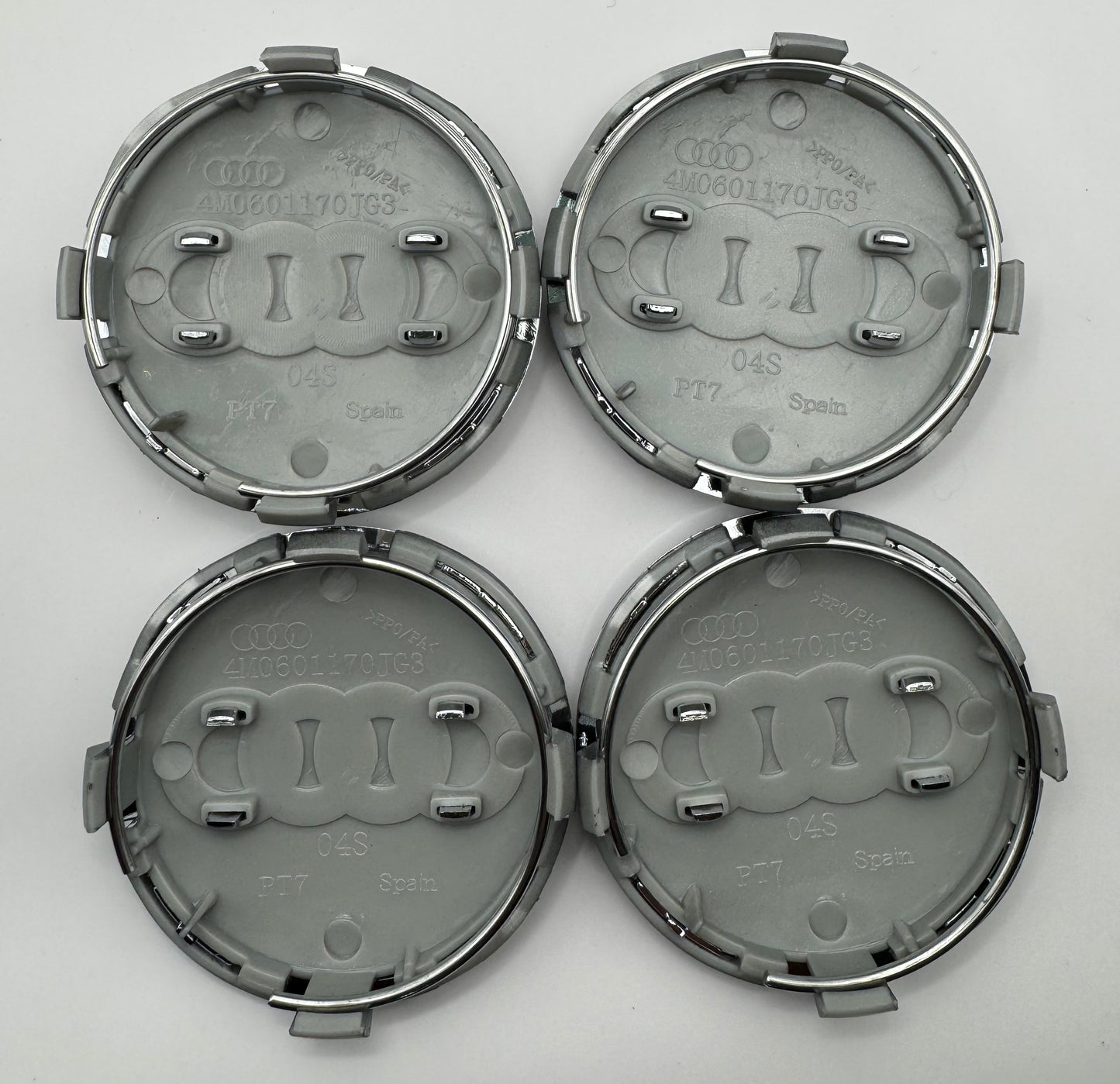 AUDI SILVER ALLOY WHEEL CENTRE CAPS A3, A4, A5(#AMEAU17SILVER)