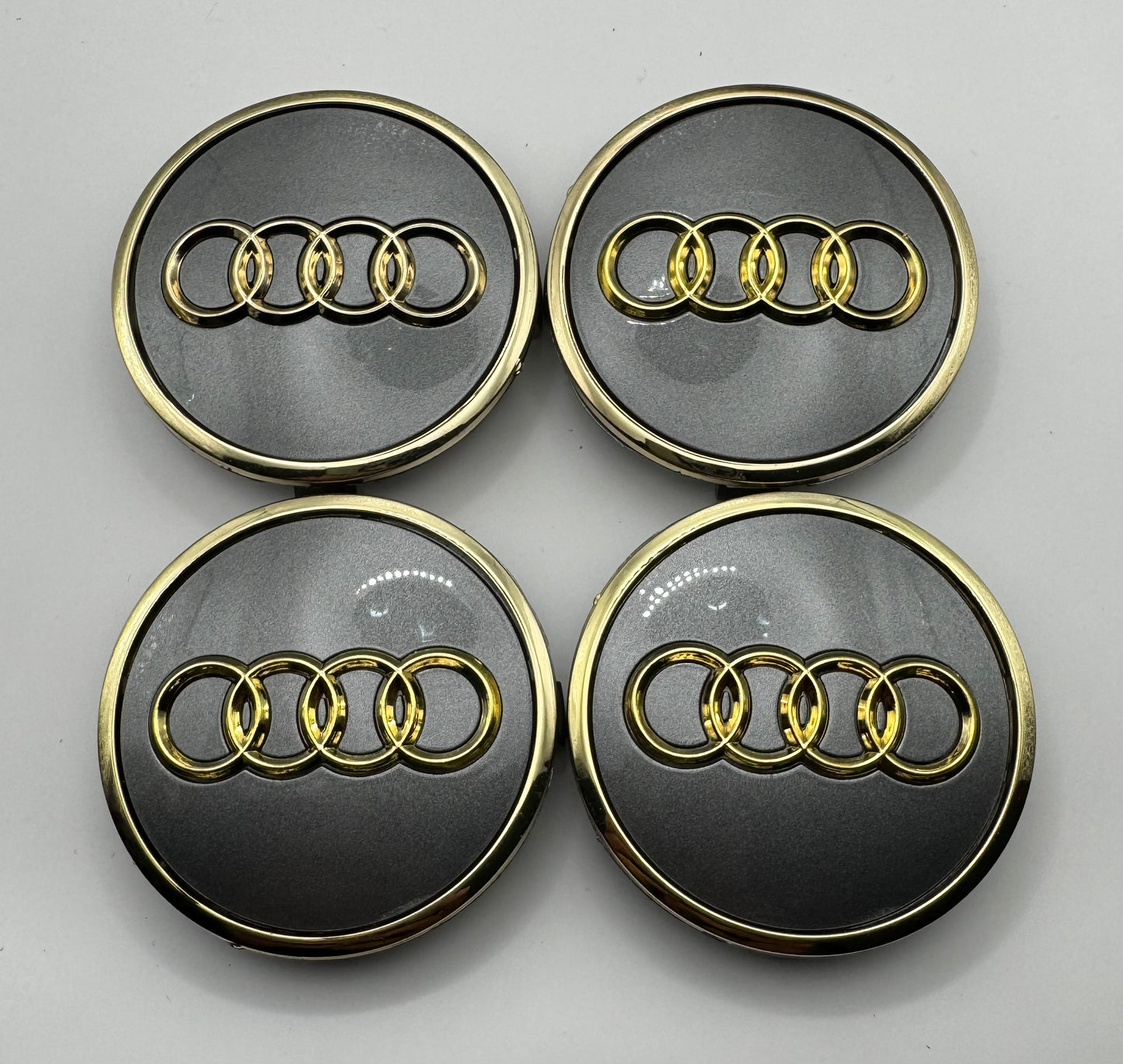 AUDI SILVER GOLD ALLOY WHEEL CENTRE CAPS ( #AMEAU15SILVERGOLD)