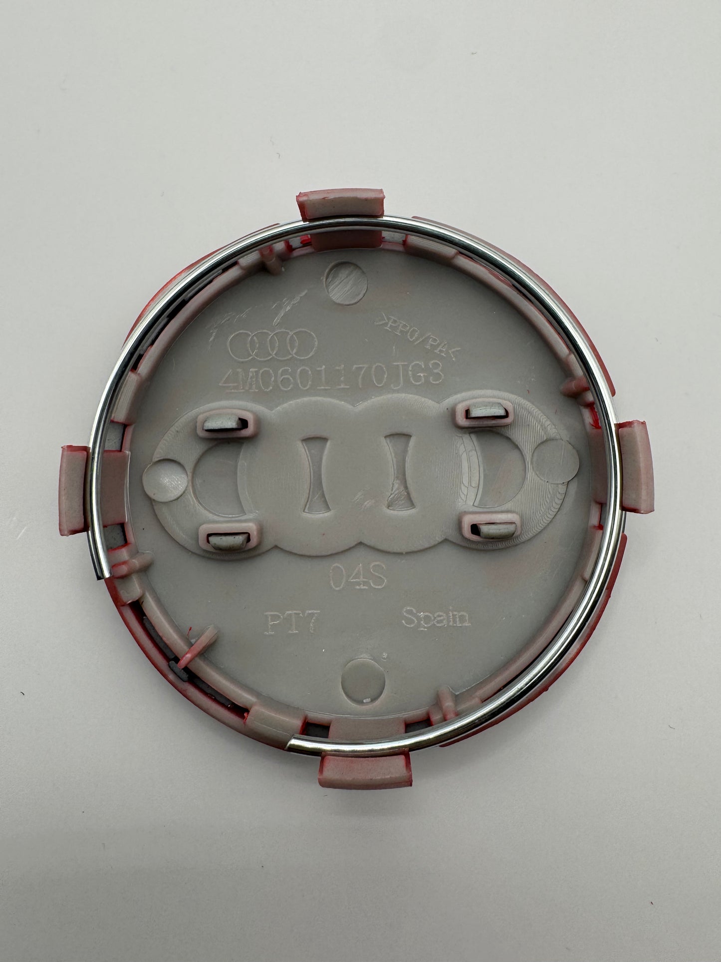 AUDI RED BLACK ALLOY WHEEL CENTRE CAPS (#AMEAU23REDBLACK)