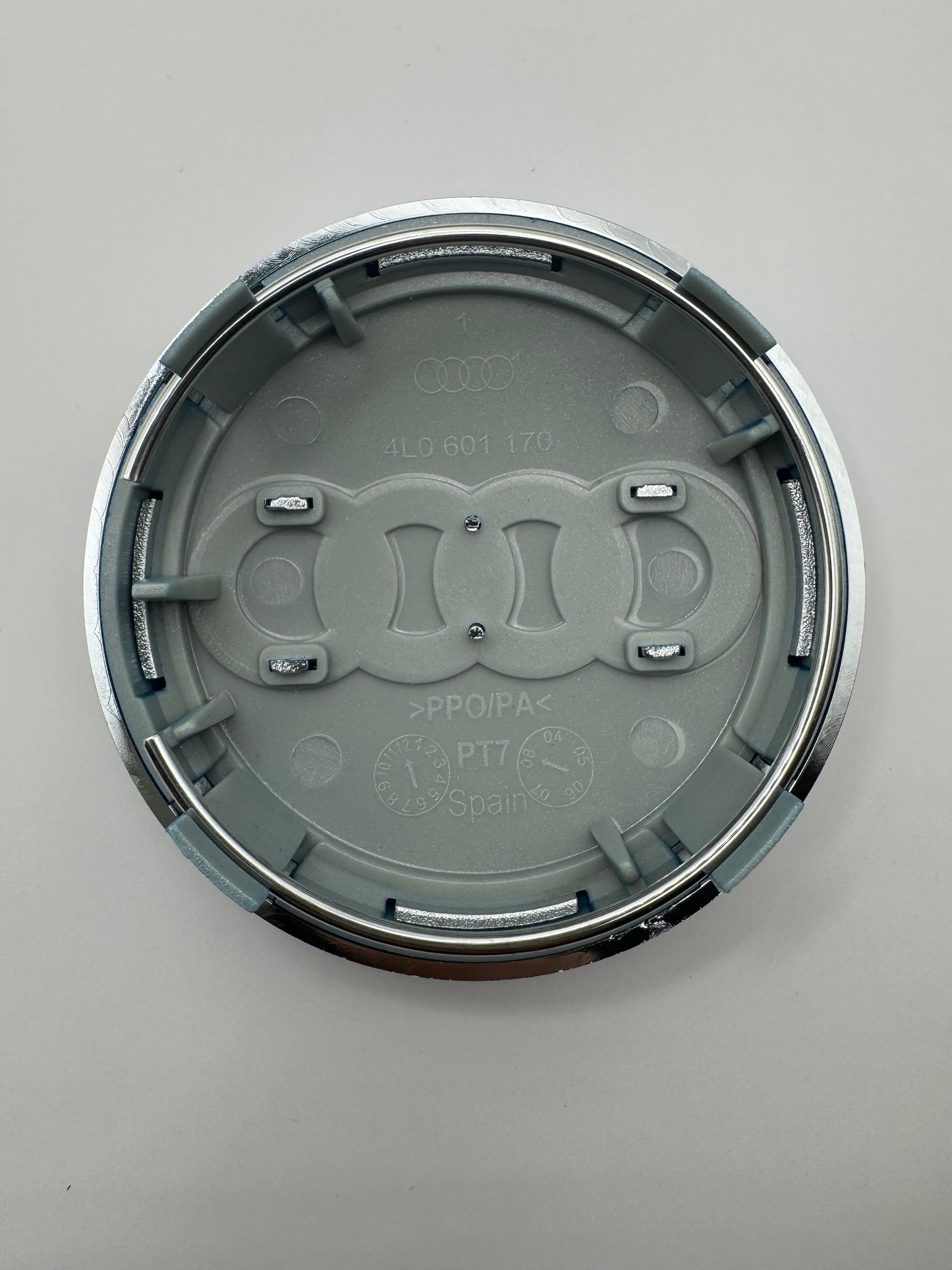 AUDI BLUE ALLOY WHEEL CENTRE CAPS(#AMEAU21BLUE)