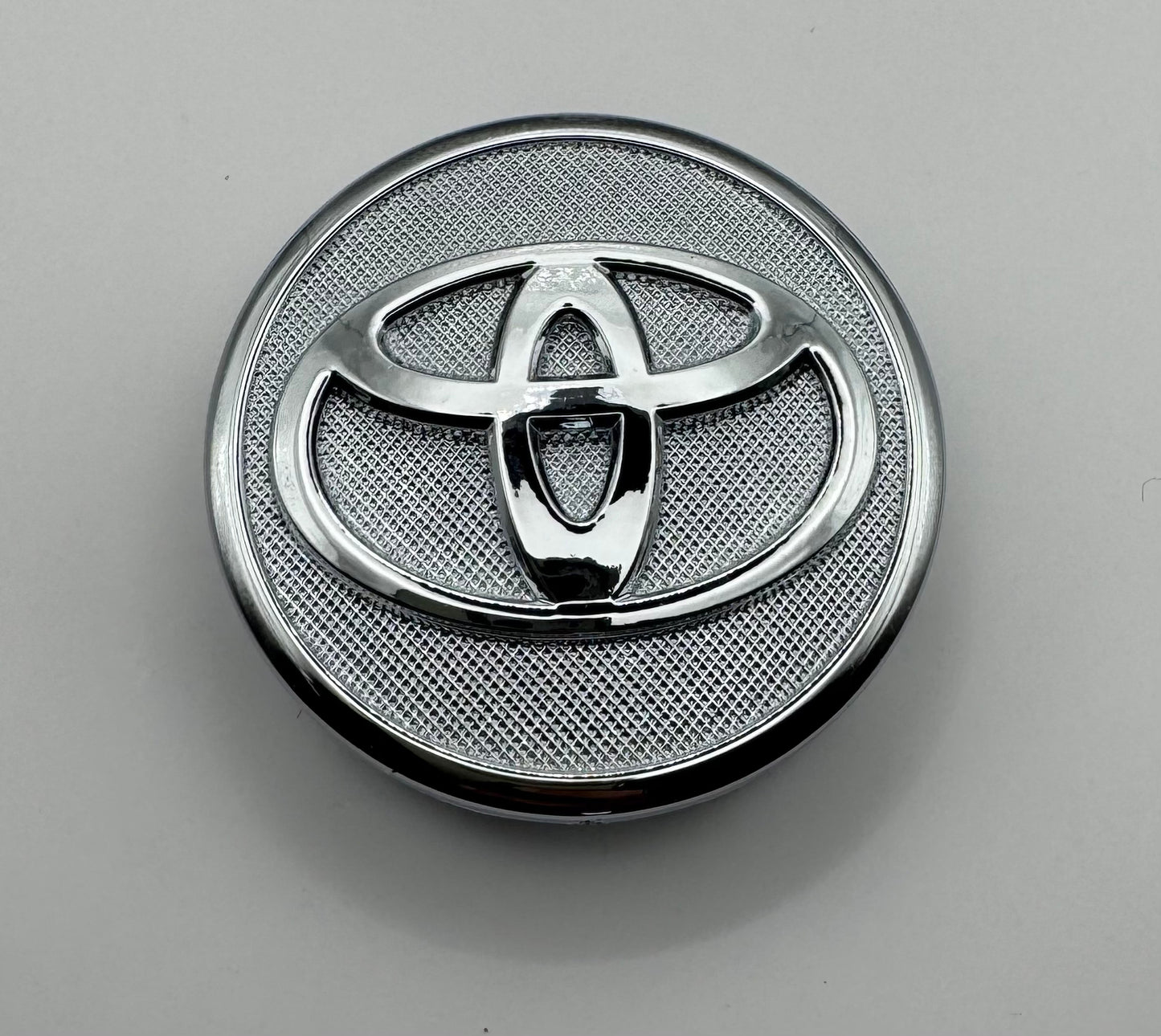 TOYOTA CHROME ALLOY WHEEL CENTRE CAPS WITH CHROME RING 57MM FIT PRIUS, PRIUS PLUS(#AMET16)