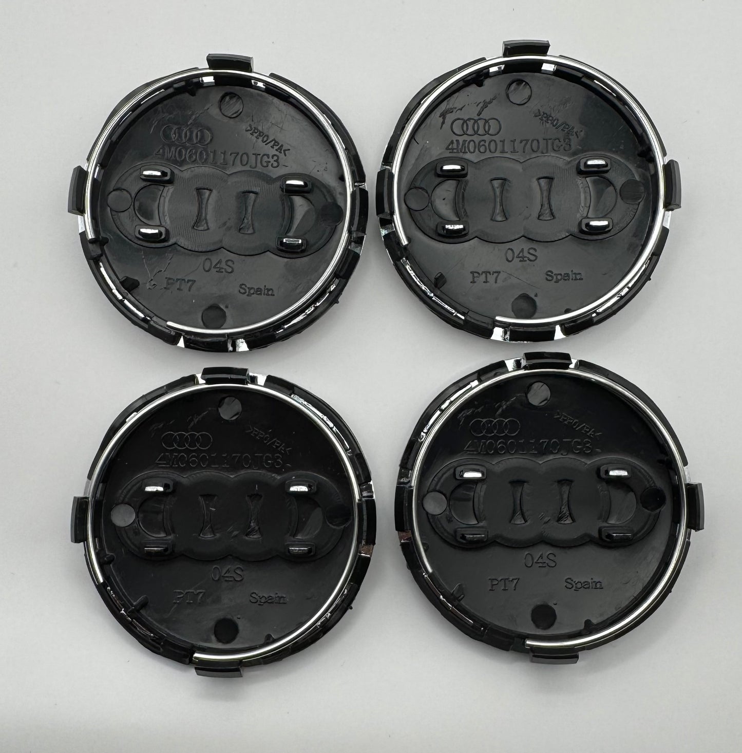 AUDI BLACK ALLOY WHEEL CENTRE CAPS WITH CHROME RING  61MM (4M0601170) Fit A3 A4 A5(#AMEAU18BLACK)