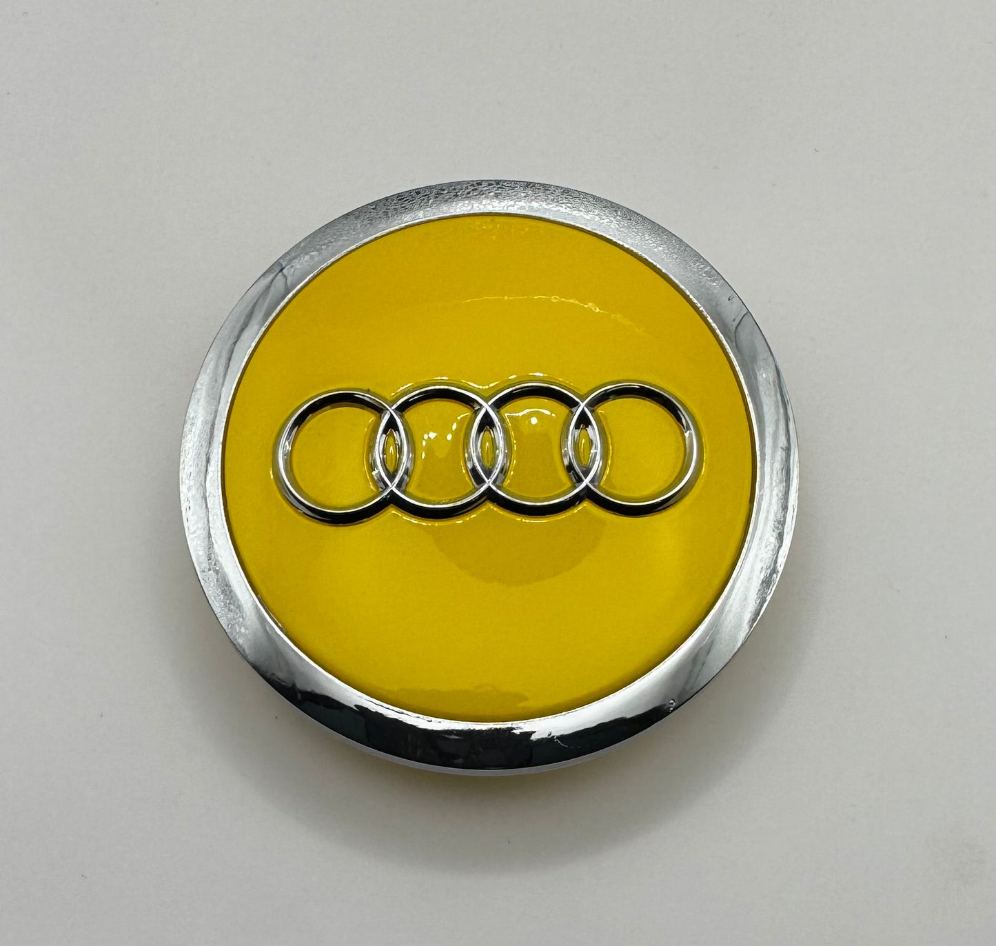 SET OF 4 AUDI YELLOW ALLOY WHEEL CENTRE CAPS WITH CHROME RING 69MM (4B060117A) Fit A3 A4 A5